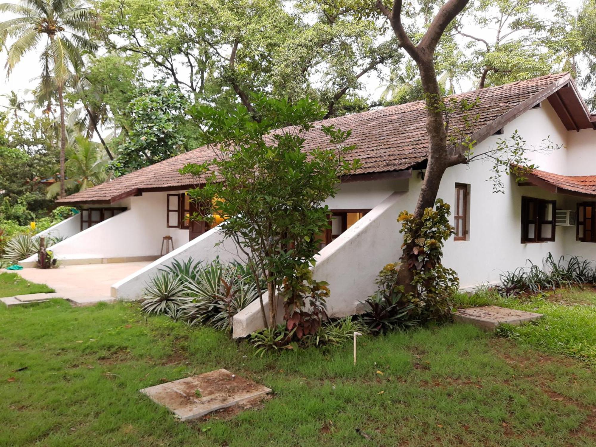 Banyan House - Luxurious 4 Bedroom Villa On One Acre, Near The Beach Nagaon  Buitenkant foto