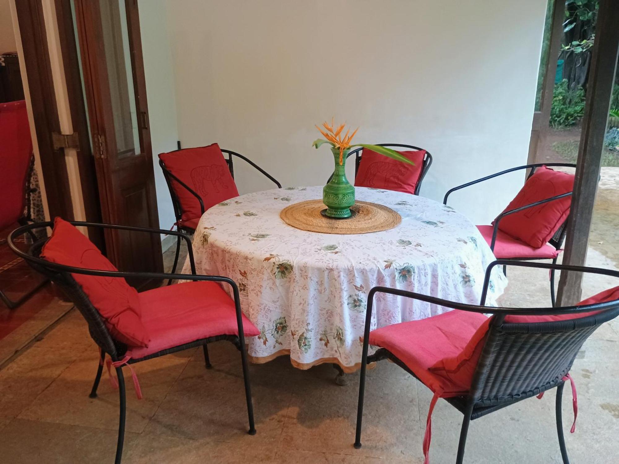 Banyan House - Luxurious 4 Bedroom Villa On One Acre, Near The Beach Nagaon  Buitenkant foto